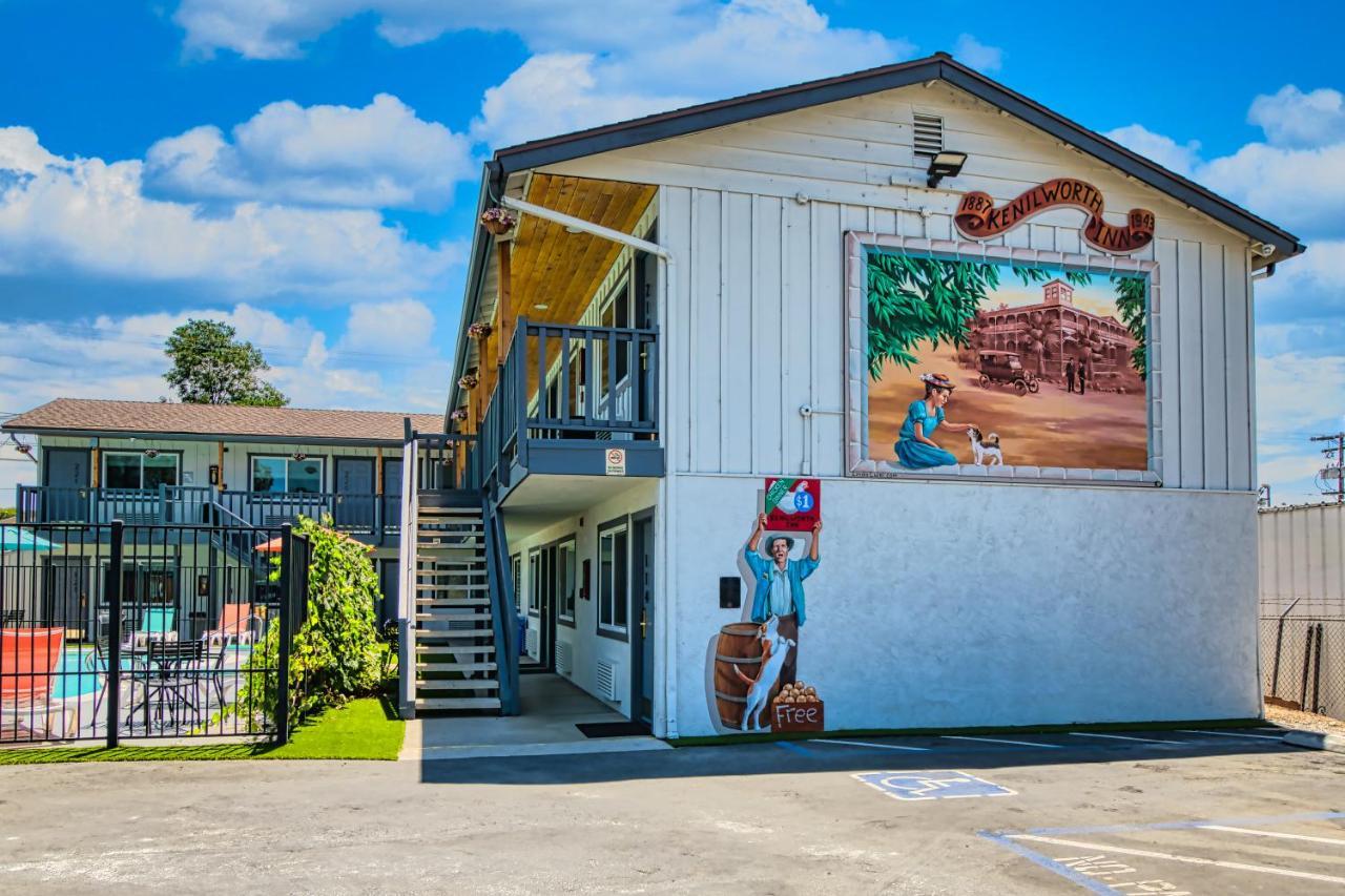 Motel Valley